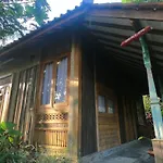 Sapulidi Cafe, Gallery & Resort