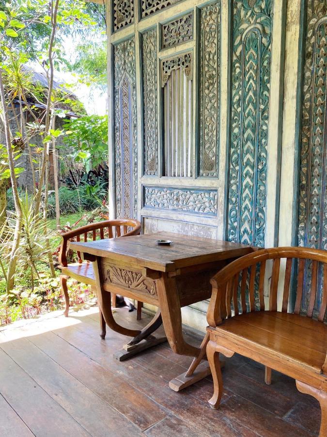 Sapulidi Cafe, Gallery & Taman liburan 2*