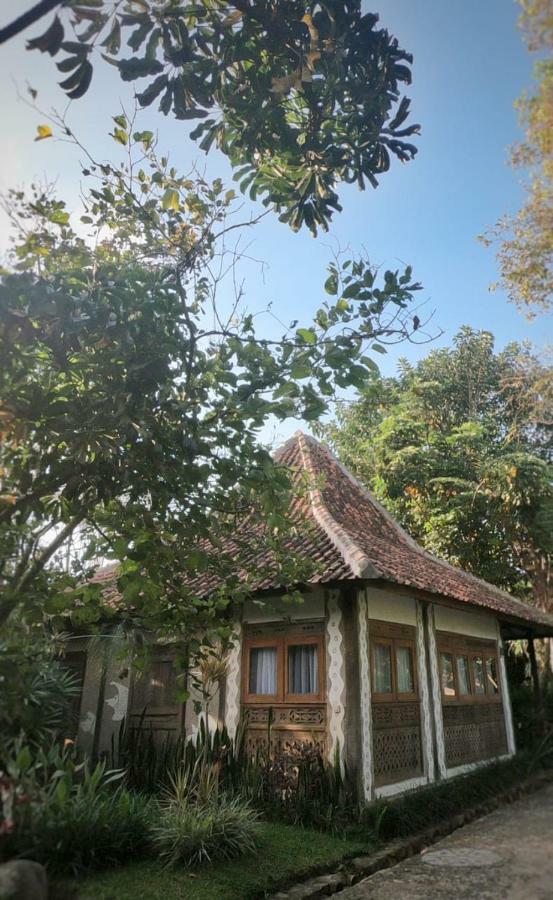 Sapulidi Cafe, Gallery & 2* Lembang